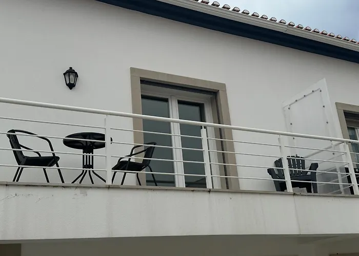 Sunny Baleal Guesthouse